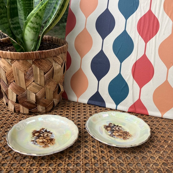 Yellow-Gold Lusterware Tea Porcelain Saucer Set of Two w/Brown Roses - Picture 3 of 10